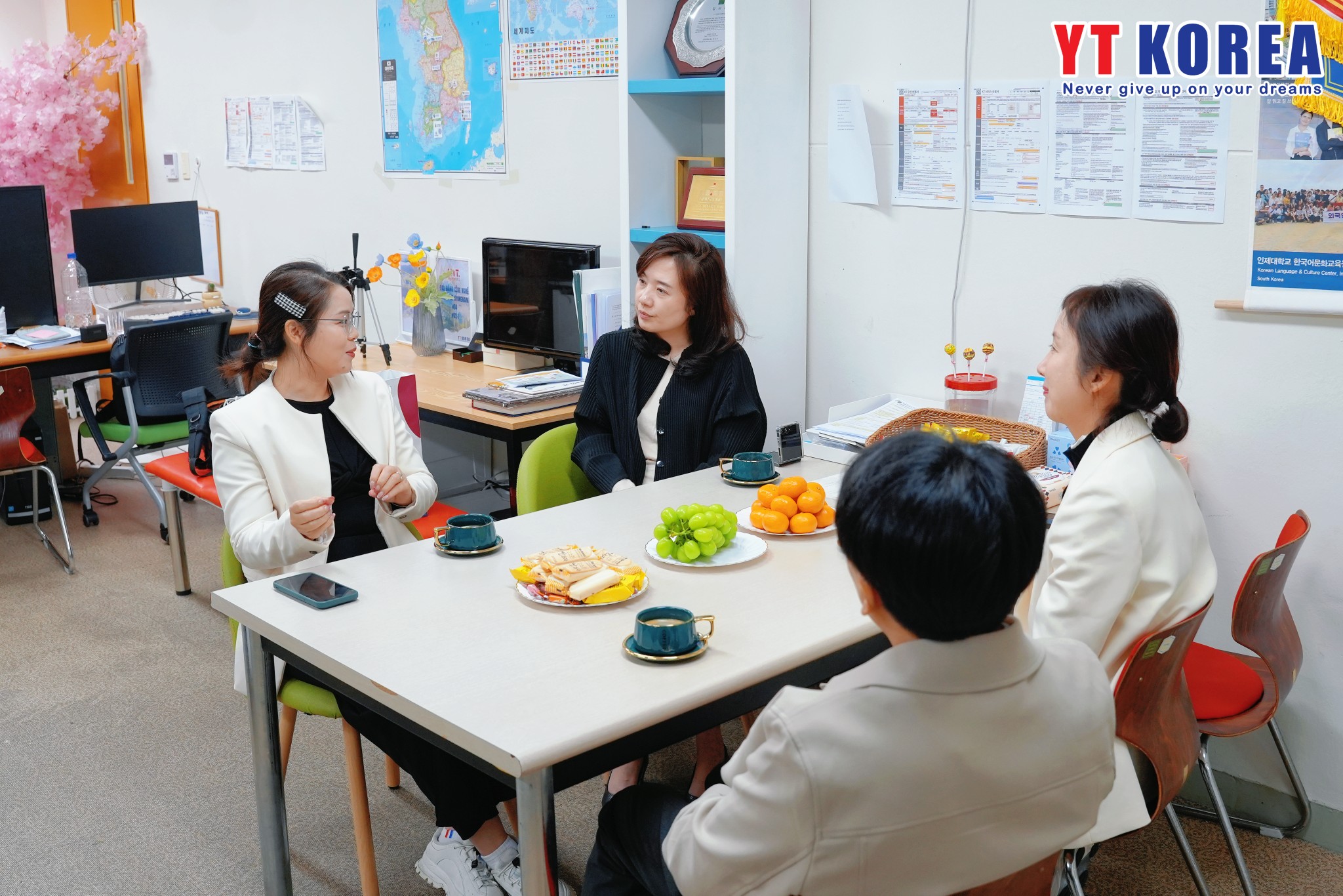 YTK ĐƯỢC VINH DANH “TRUNG TÂM TUYỂN SINH XUẤT SẮC” BỞI TRƯỜNG ĐẠI HỌC CATHOLIC BUSAN 5 581958609 1290482163095465 3333264562845958207 n 2