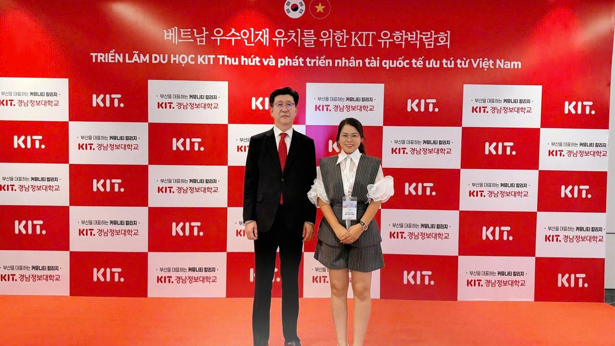 YTK GLOBAL Nhận Danh Hiệu Tuyển Sinh Ưu Tú tại KIT 2026 3 YTK GLOBAL đã tham gia Triển lãm Du học KIT 2026 như thế nào?
