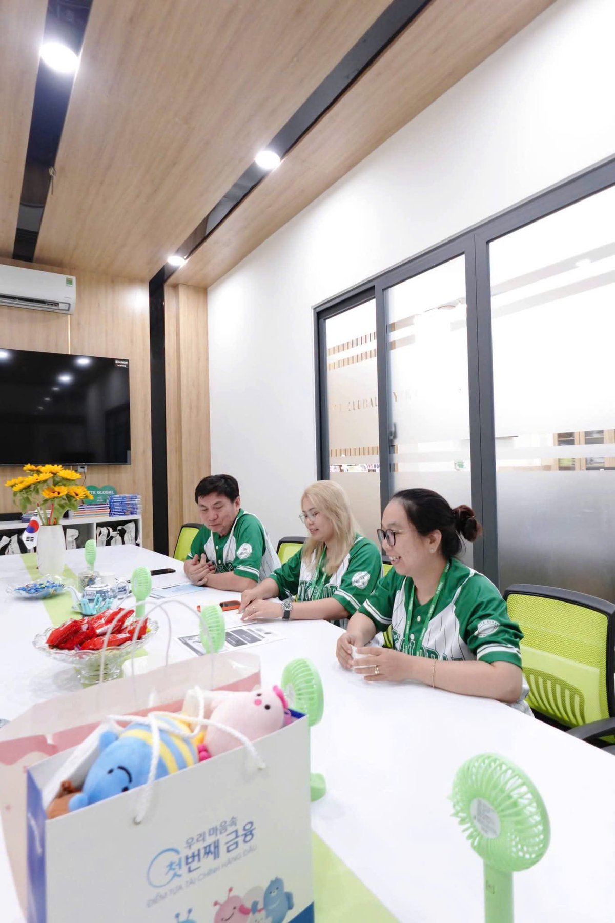 YTK GLOBAL và Woori Bank: Hợp Tác Vì Du Học Hàn Quốc 2026 8 Các Giải Pháp Tài Chính Mà Học Viên YTK Có Thể Mong Đợi?