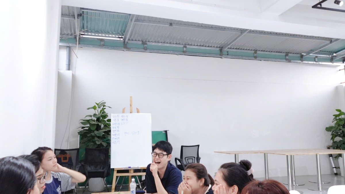 CLB Tiếng Hàn YTK GLOBAL: Môi Trường Giao Tiếp Thực Tế 3 Case Study: Buổi Sinh Hoạt Cuối Tuần Vừa Qua Diễn Ra Như Thế Nào?